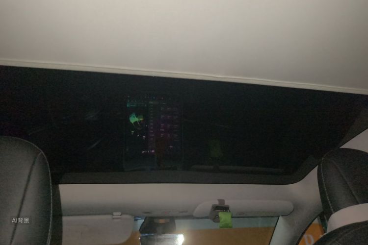 Tesla Model Y 2021 #20 Tesla Model Y 2021 car image #20