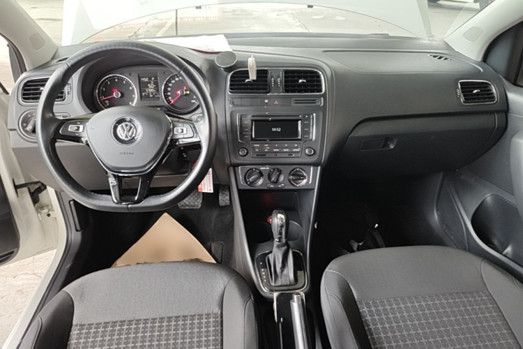 Volkswagen Polo 2016 #10 Volkswagen Polo 2016 car image #10