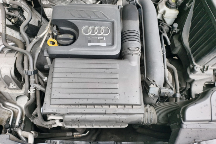 Audi Q3 2018 car image #22