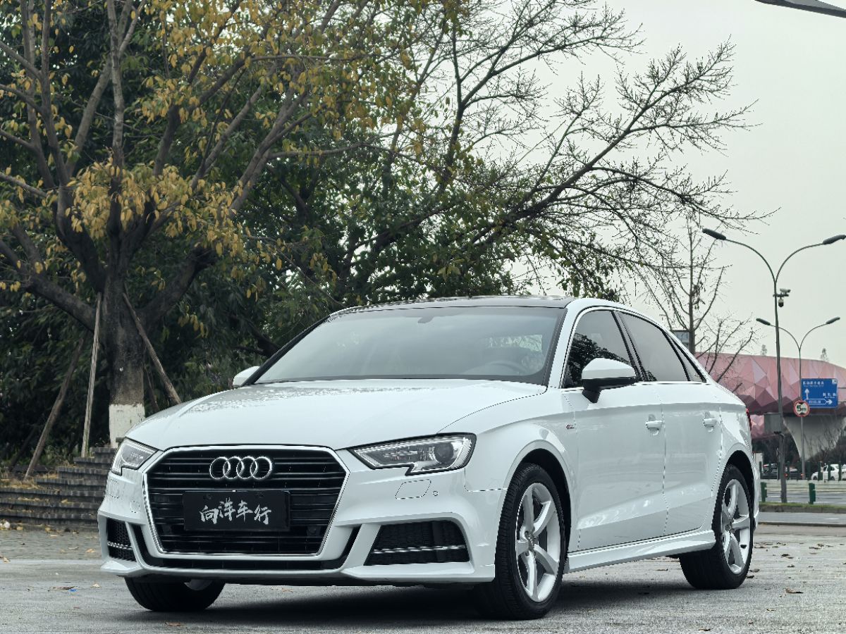 Audi A3 2019 car image 