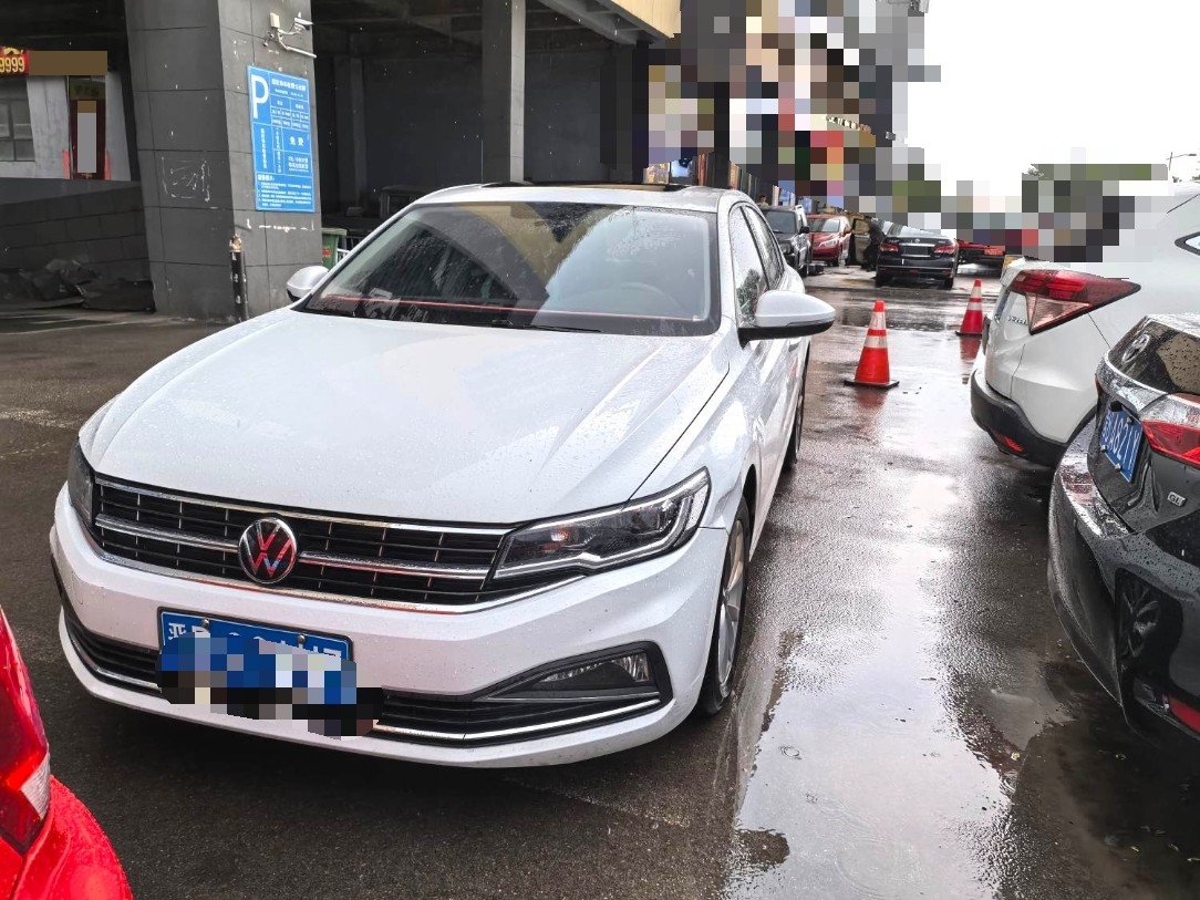 Volkswagen Bora 2021 car image 