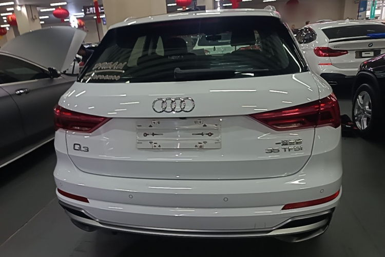 Audi Q3 2020 #4 Audi Q3 2020 صورة سيارة #4