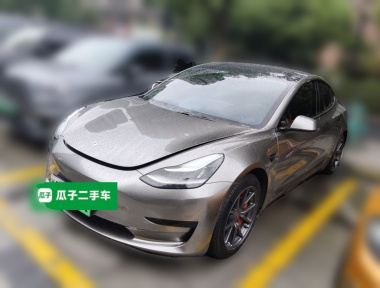 Tesla Model 3 2020 car image 