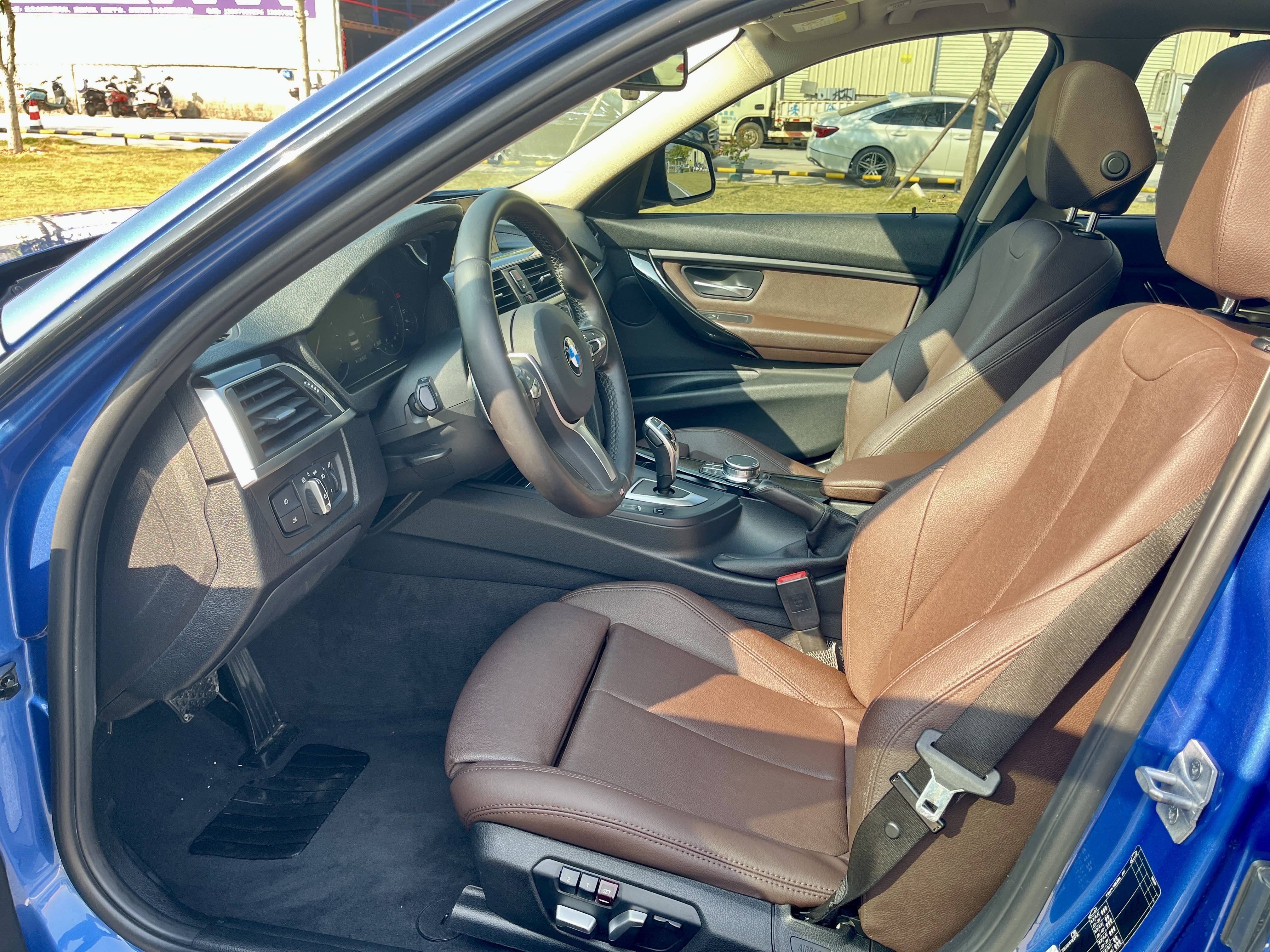 BMW 3 Series 2018 car image #7