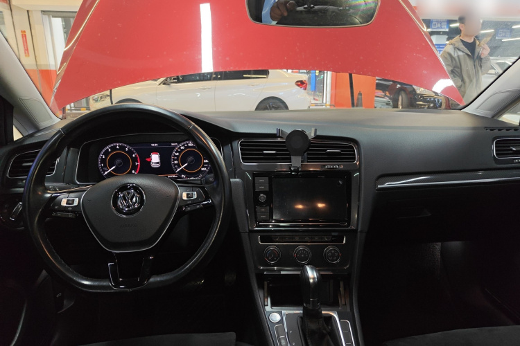 Volkswagen Golf 2019 صورة سيارة #10