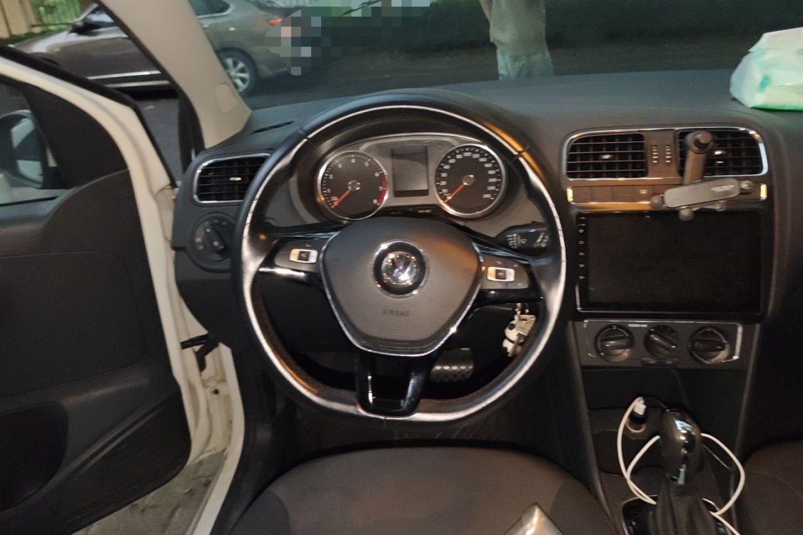 Volkswagen Polo 2016 #22 Volkswagen Polo 2016 car image #22