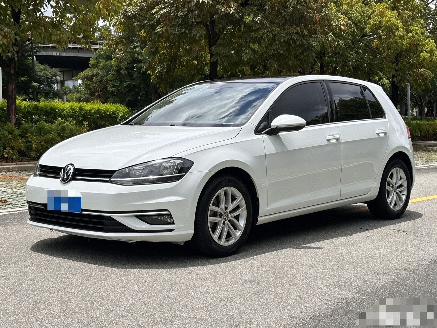 2019 car image 