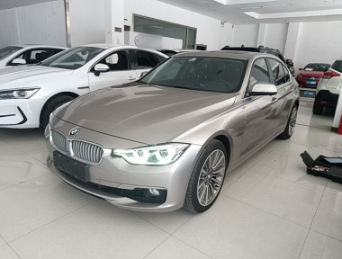 BMW 3 Series 2019 immagine di auto 