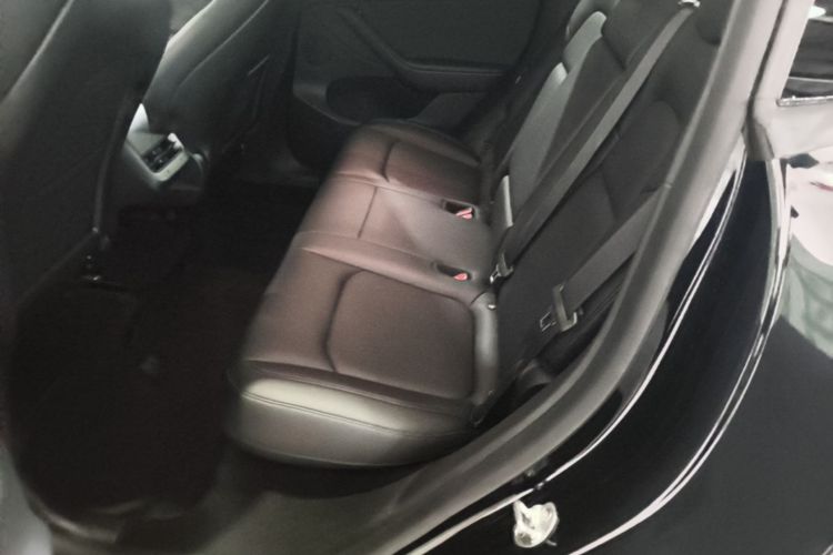 Tesla Model Y 2022 #17 Tesla Model Y 2022 car image #17