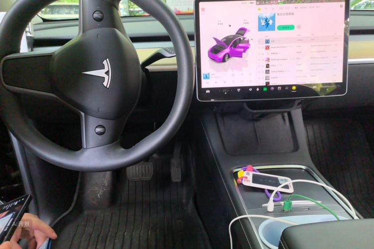 Tesla Model Y 2022 #11 Tesla Model Y 2022 car image #11