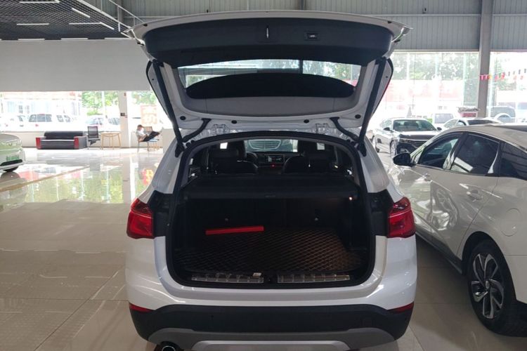 BMW X1 New Energy 2019 #19 BMW X1 New Energy 2019 car image #19