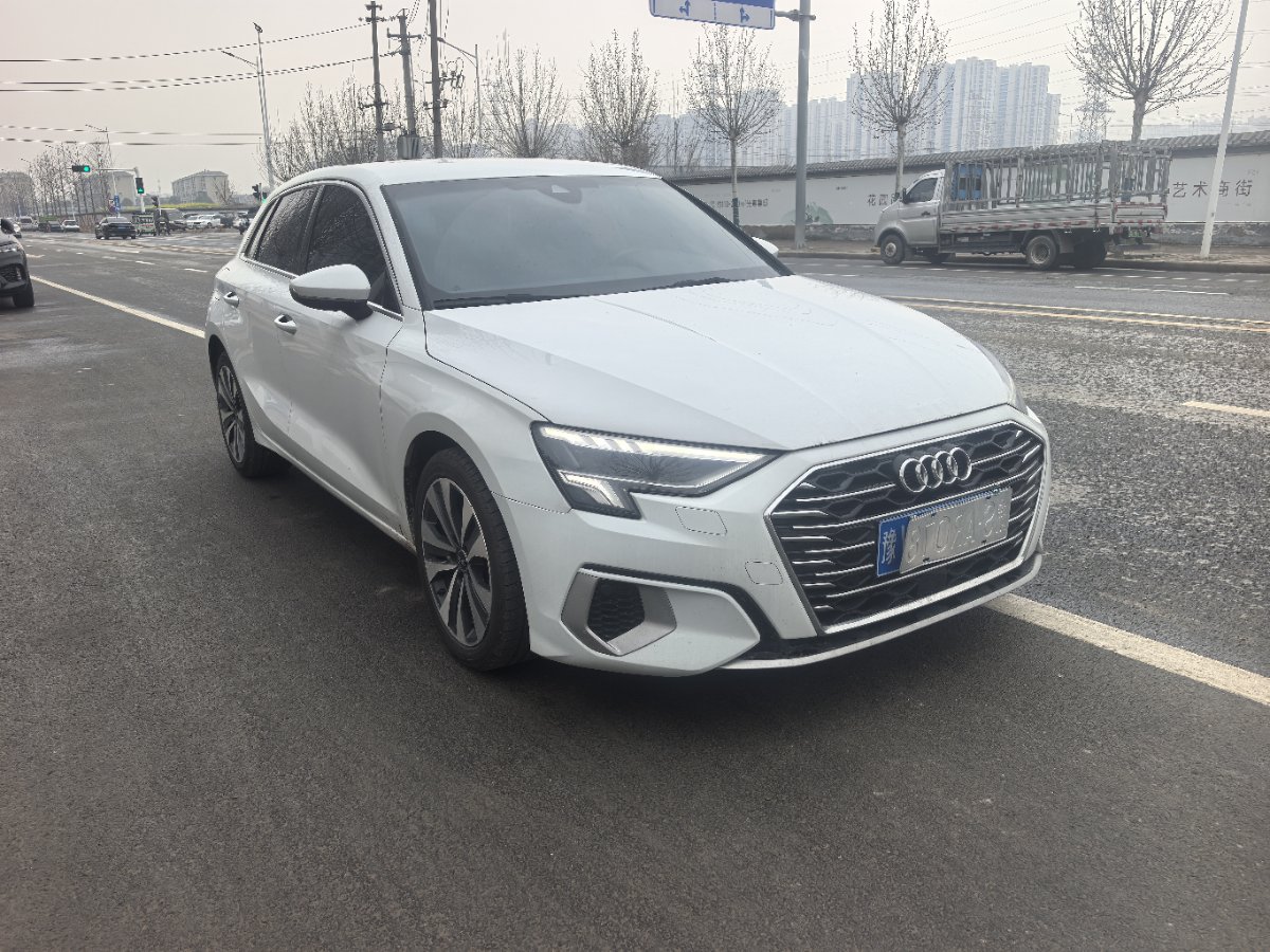 Audi A3 2023 صورة سيارة #3