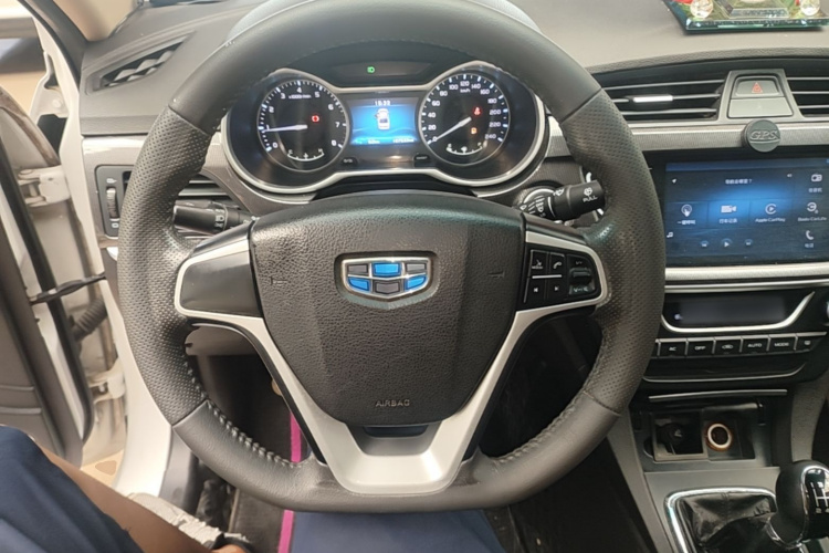GEELY Emgrand 2017 #11 GEELY Emgrand 2017 car image #11