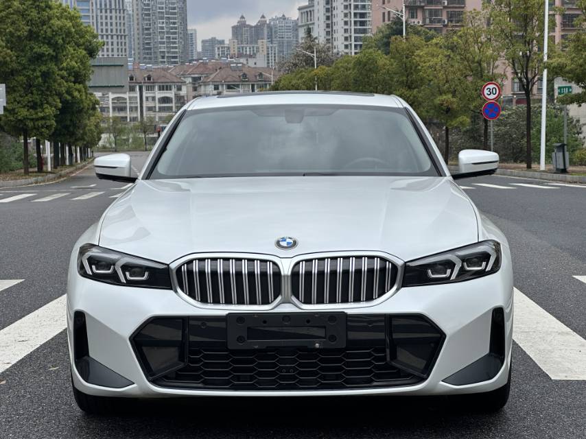 BMW 3 Series 2024 #4 BMW 3 Series 2024 car image #4
