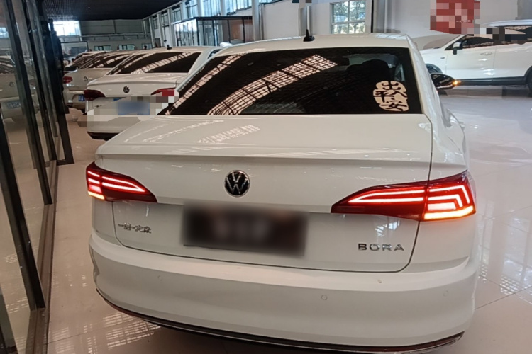 Volkswagen Bora 2022 صورة سيارة #6