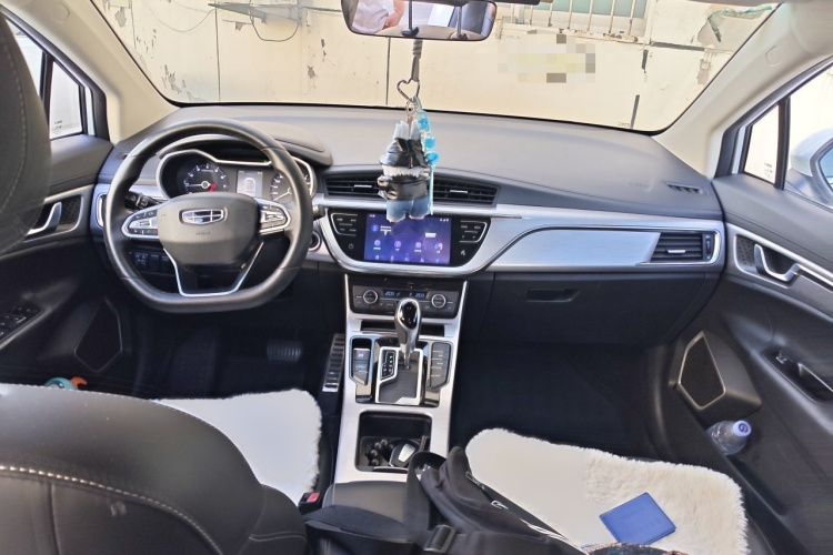 GEELY Emgrand GS 2019 car image #12