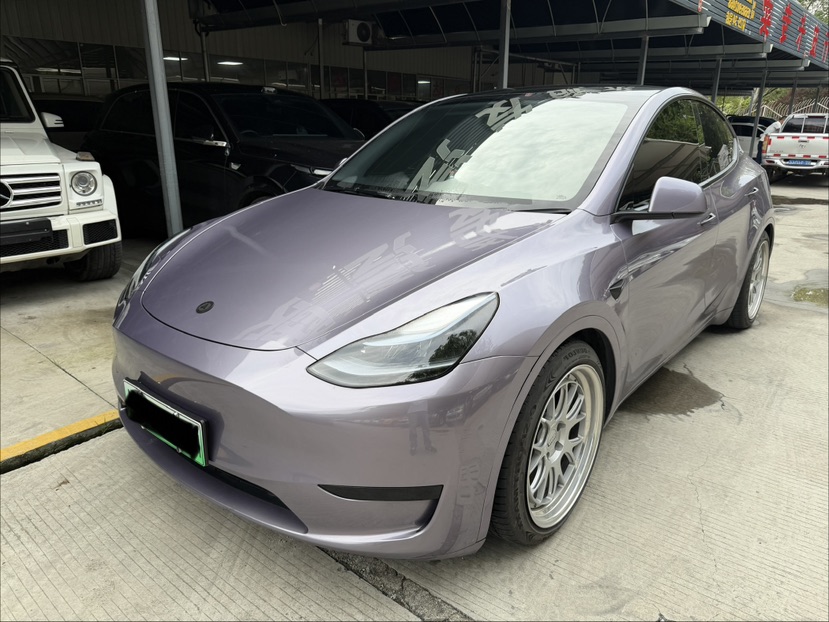 Tesla Model Y 2024 car image 