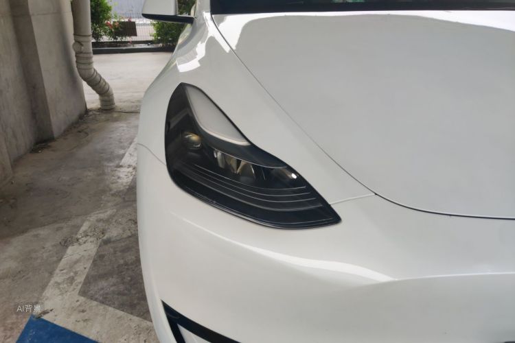 Tesla Model Y 2024 #8 Tesla Model Y 2024 car image #8