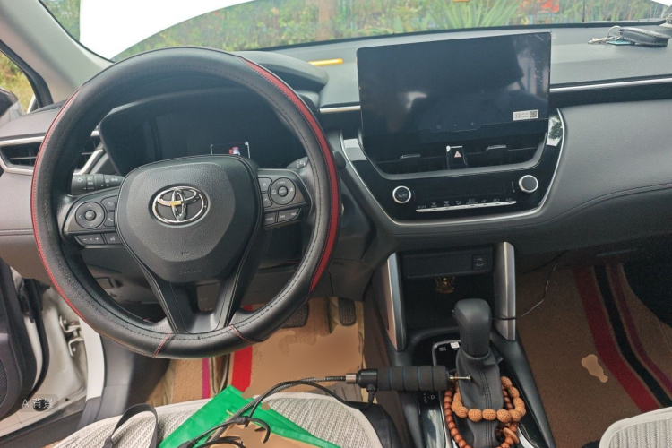 Toyota Corolla Cross 2023 car image #11