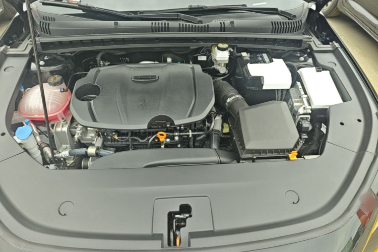 GEELY Emgrand 2026 #20 GEELY Emgrand 2026 car image #20