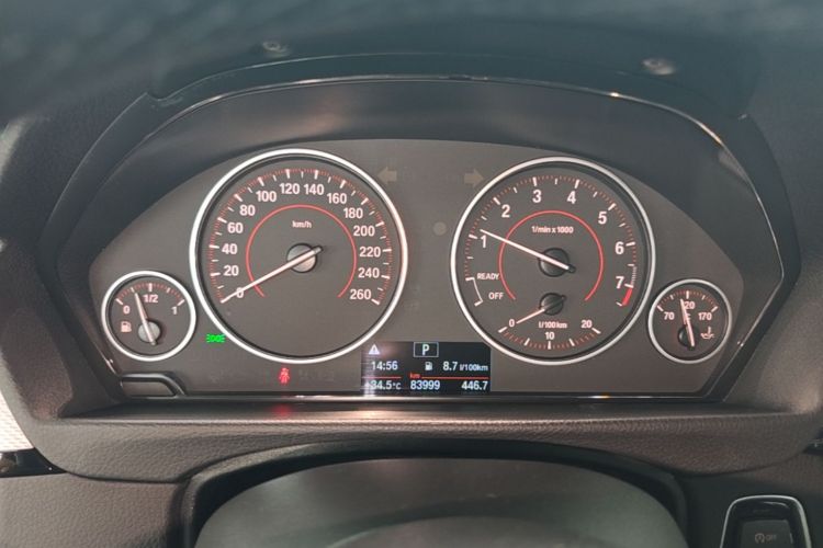 BMW 3 Series 2017 car image #12