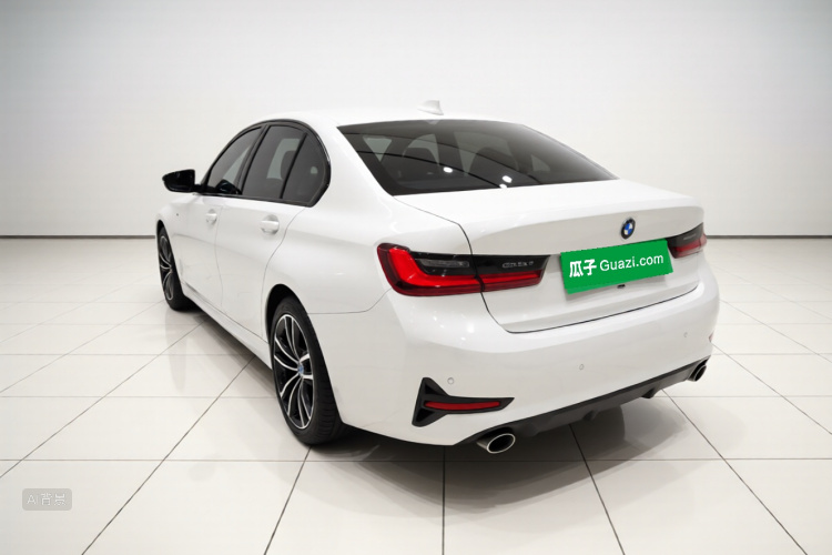 BMW 3 Series 2022 car image #5