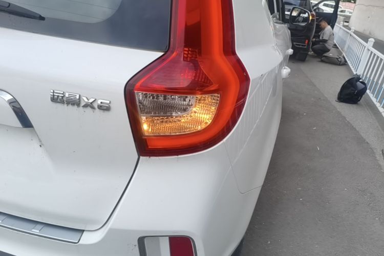 GEELY Vision X6 2017 car image #8