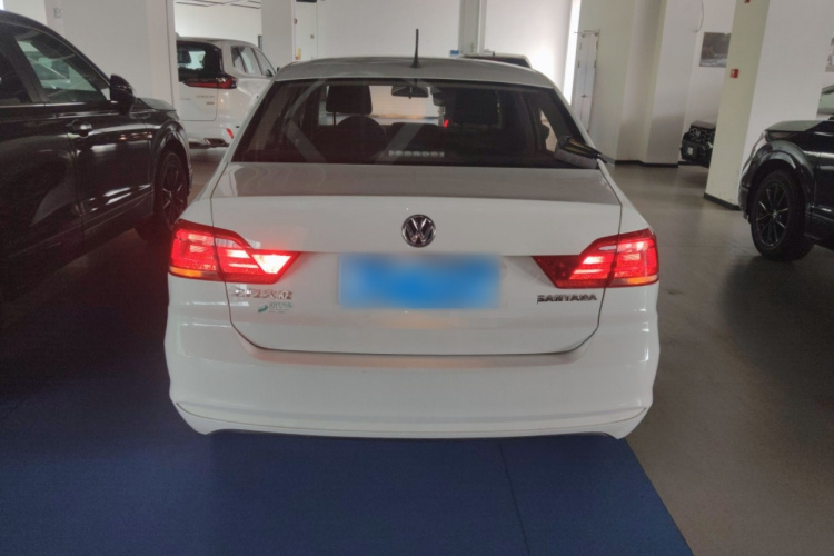 Volkswagen Santana 2019 car image #6
