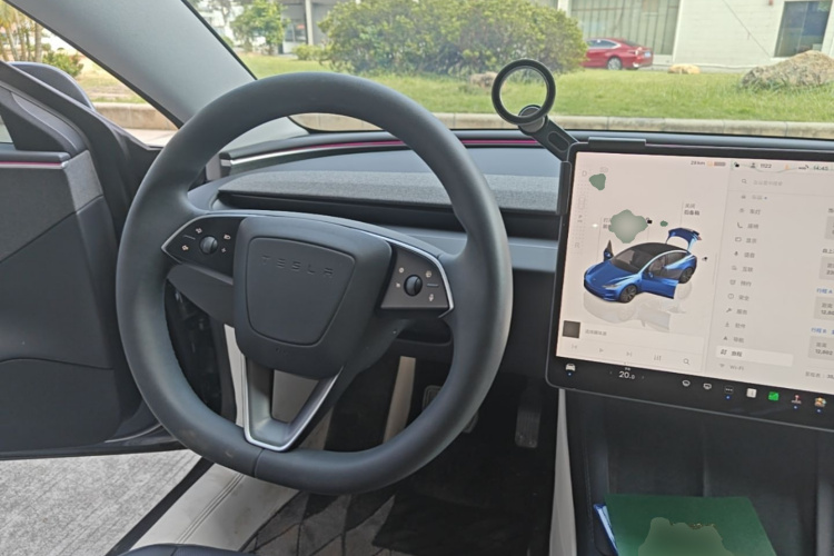 Tesla Model 3 2024 #11 Tesla Model 3 2024 car image #11