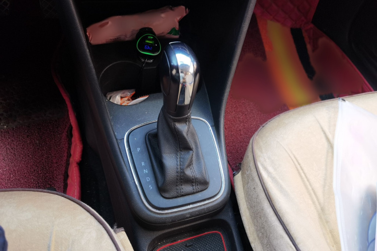 Volkswagen Polo 2019 car image #18