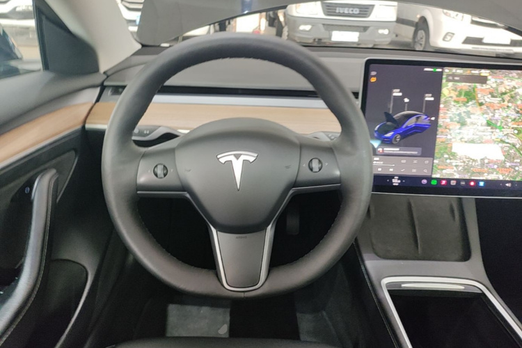 Tesla Model 3 2021 #11 Tesla Model 3 2021 car image #11