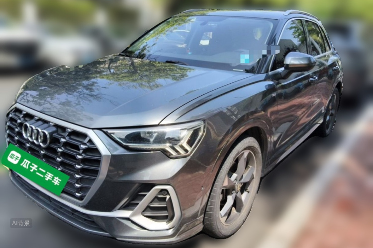 Audi Q3 2020 car image #2