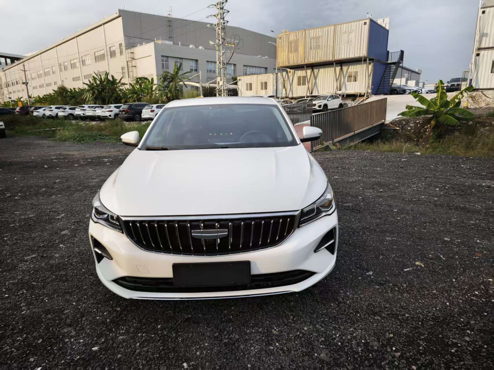 GEELY Emgrand 2025 car image #2