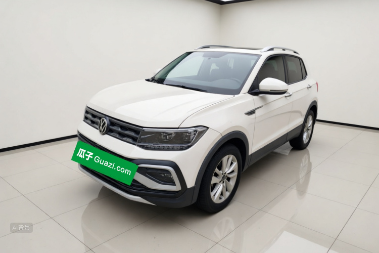 Volkswagen T-Cross 2021 car image #2