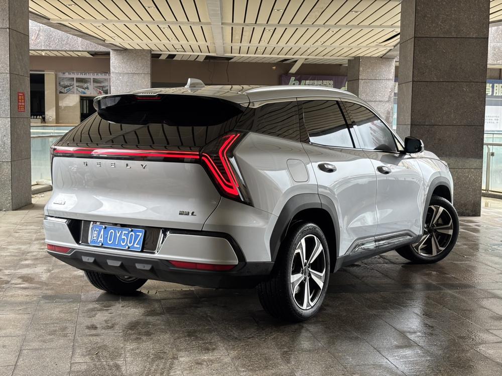 GEELY Boyue L 2025 car image #6