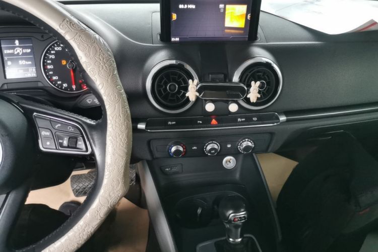 Audi A3 2018 #13 Audi A3 2018 car image #13