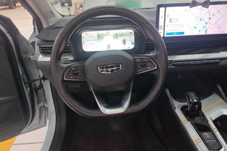 GEELY Emgrand L HiP 2022 car image #11