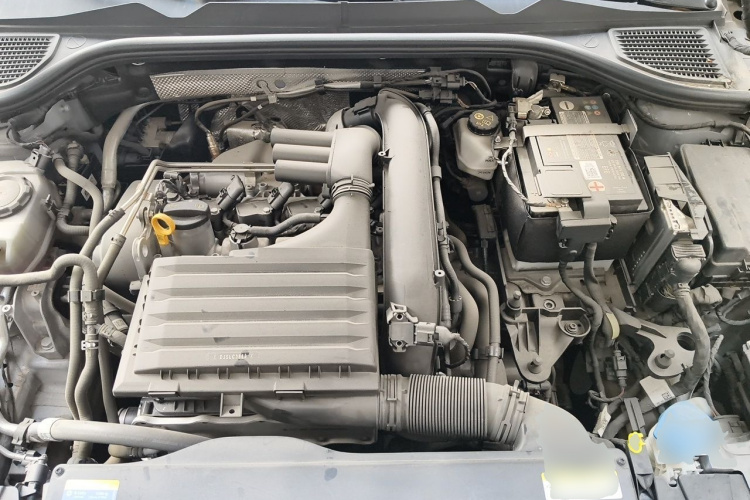 Volkswagen Golf 2022 car image #18