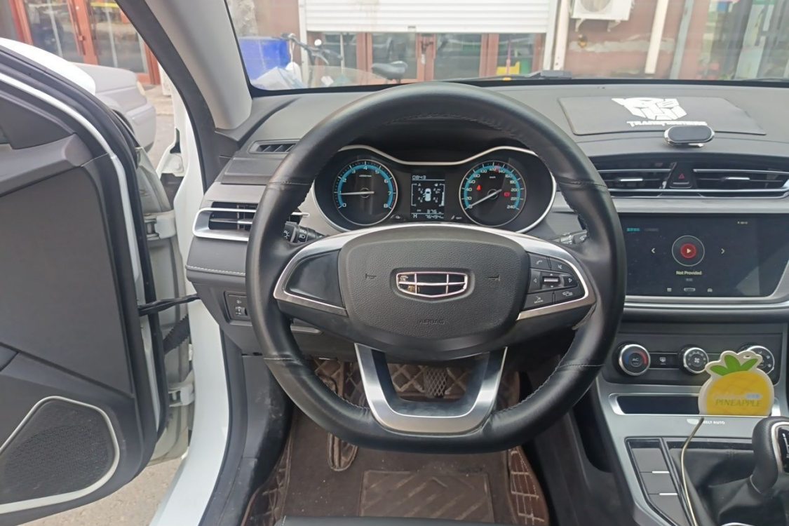GEELY Emgrand 2021 #22 GEELY Emgrand 2021 car image #22