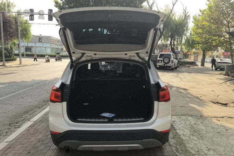 BMW X1 2019 car image #19