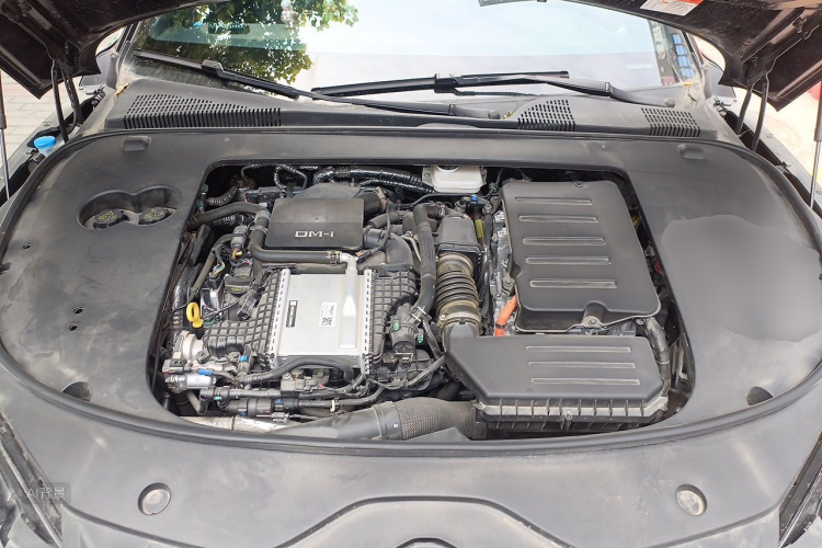 BYD Han 2025 car image #22
