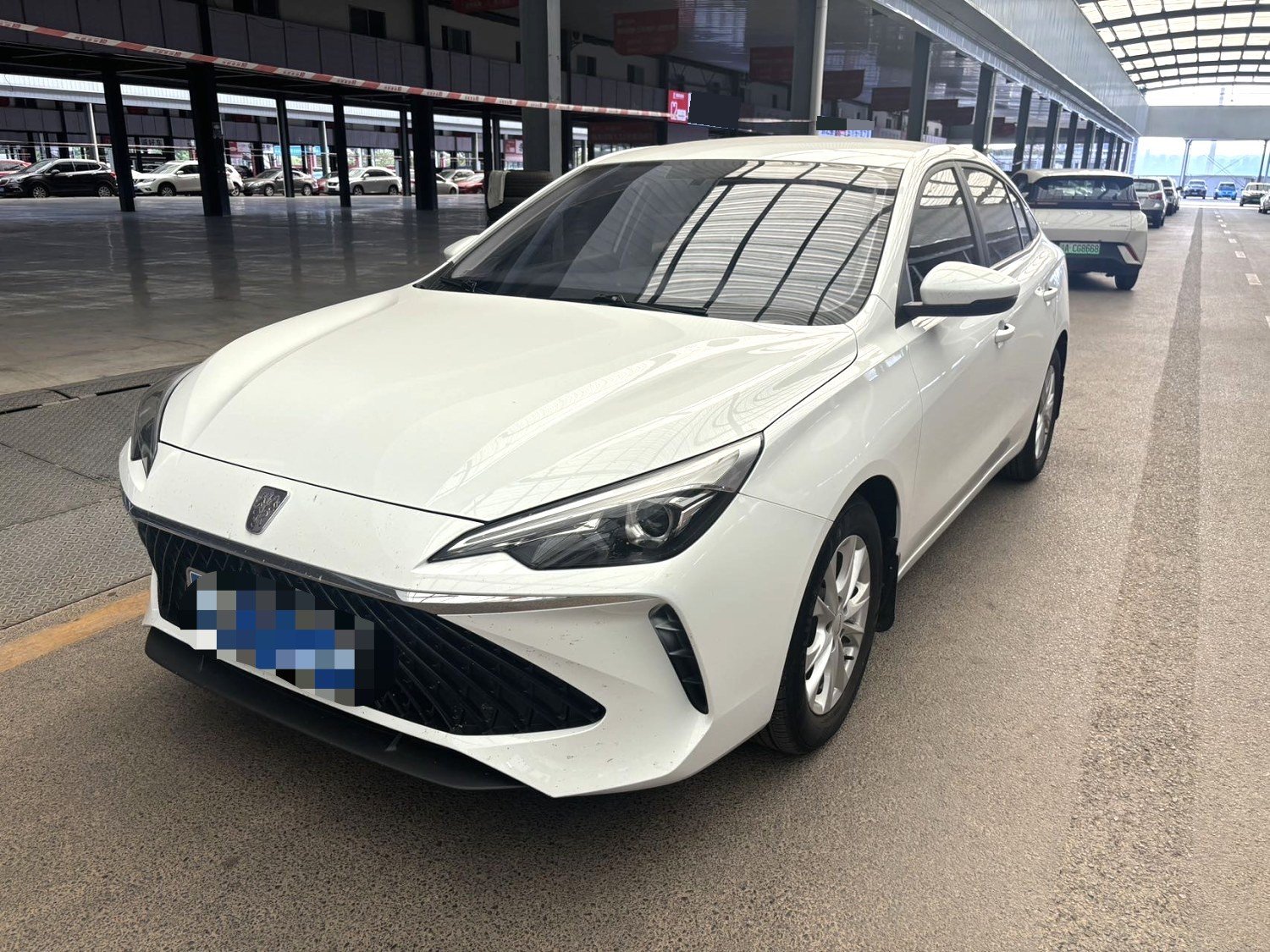 Roewe i5 2024 Roewe i5 2024 immagine di auto