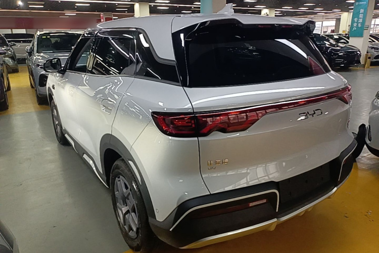 BYD YuanUP 2025 #5 BYD YuanUP 2025 car image #5