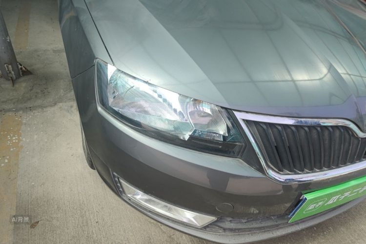 Skoda Rapid 2014 #8 Skoda Rapid 2014 car image #8