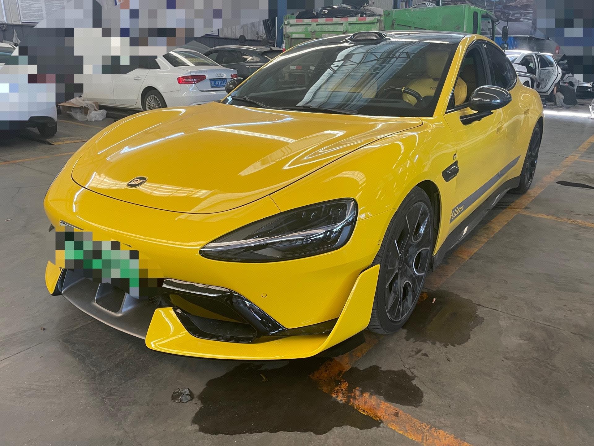 MI SU7 Ultra 2025 MI SU7 Ultra 2025 car image