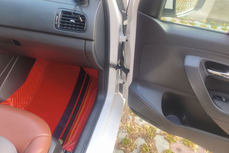 Volkswagen Polo 2018 #21 Volkswagen Polo 2018 car image #21