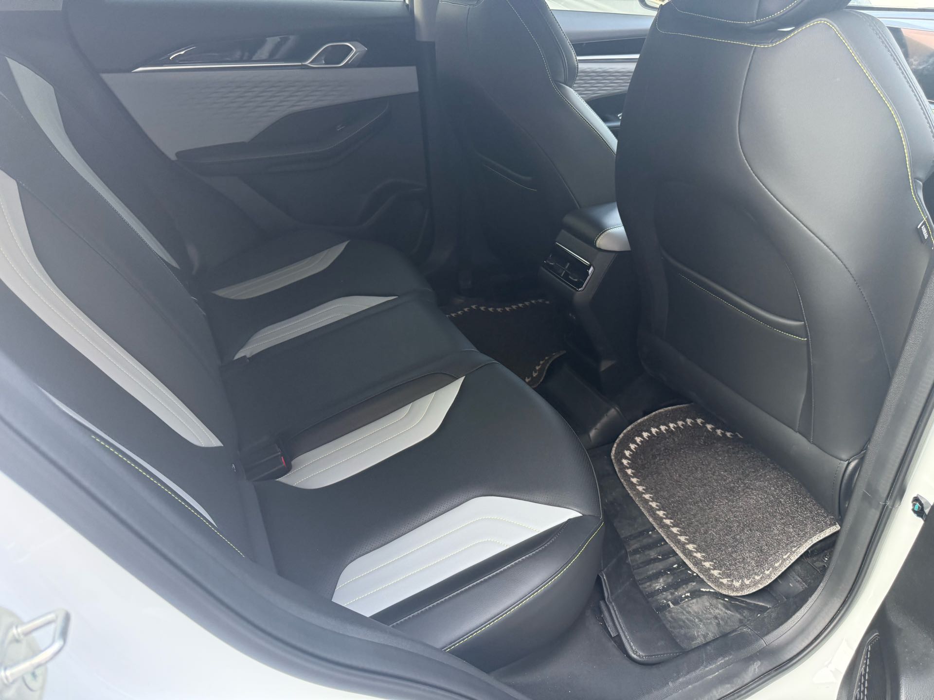 GEELY Coolray 2023 #6 GEELY Coolray 2023 imagen de coche #6