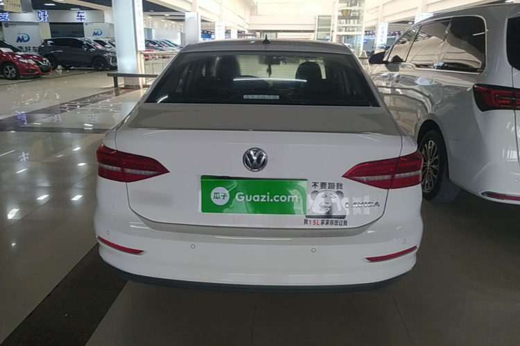 Volkswagen Lavida 2019 #6 Volkswagen Lavida 2019 car image #6