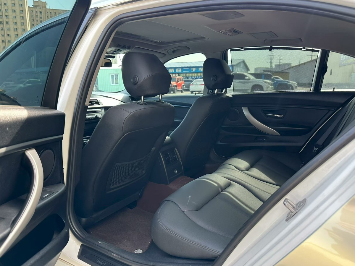 BMW 3 Series 2015 car image #6