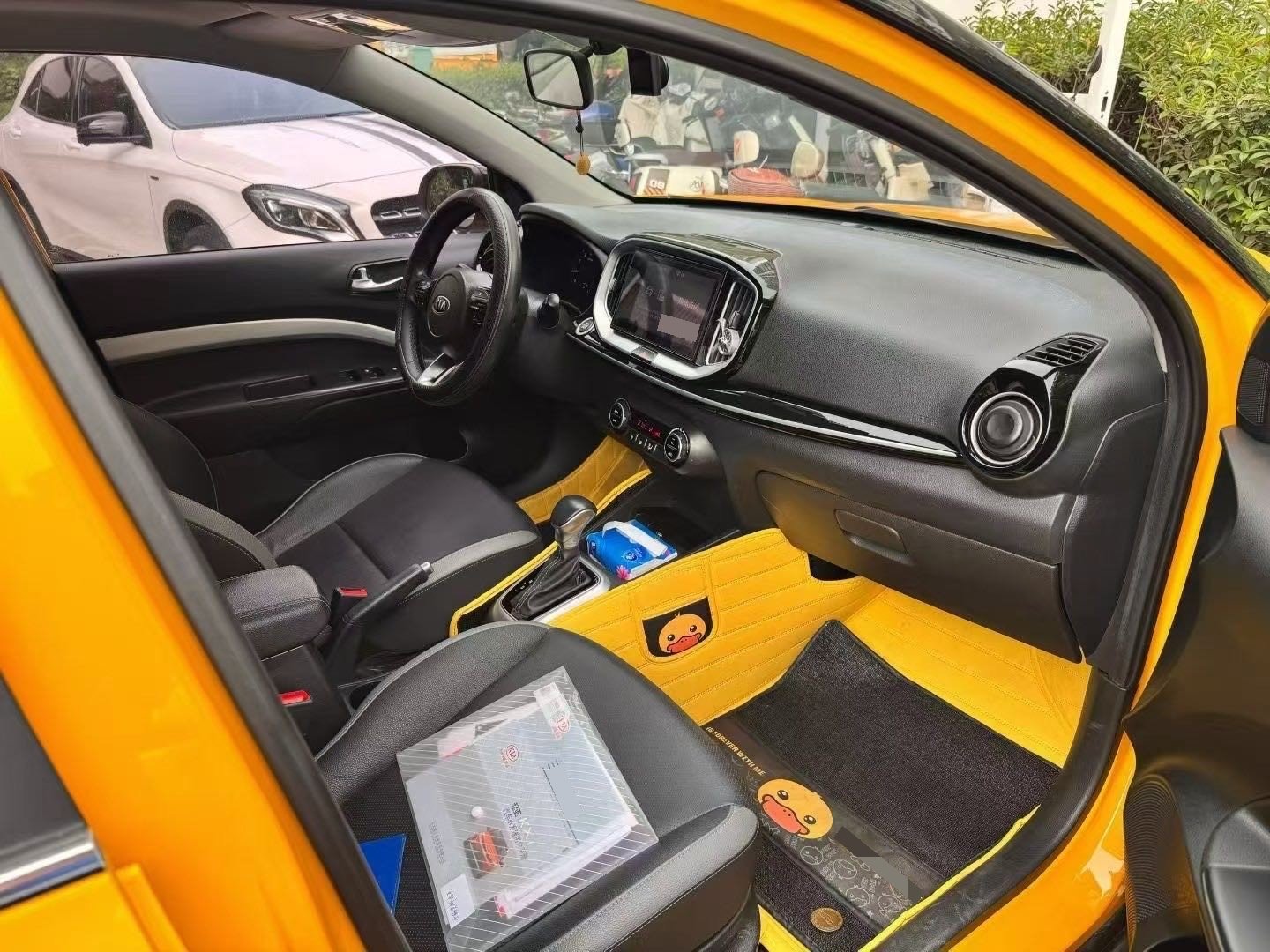 Kia KX1 2019 car image #4